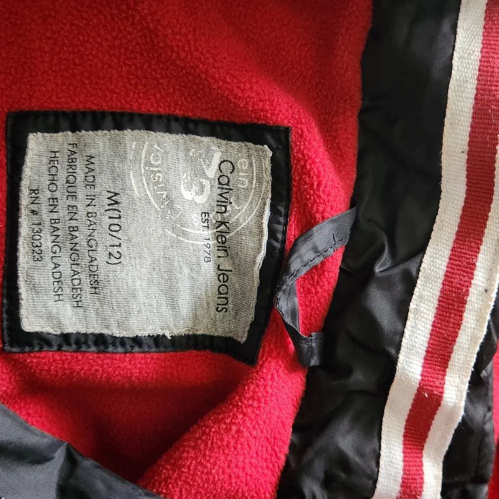 Calvin Klein Black and Red Puffer Jacket Medium 10/12 Kids Winter Coat Unisex
